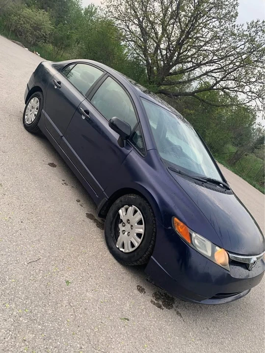 2008 Honda Civic 8th Gen - Image 13 of 19
