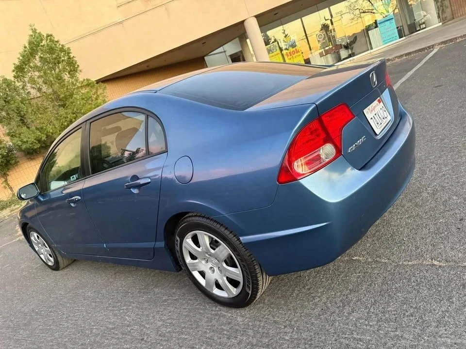2008 Honda Civic 8th Gen - Image 5 of 15