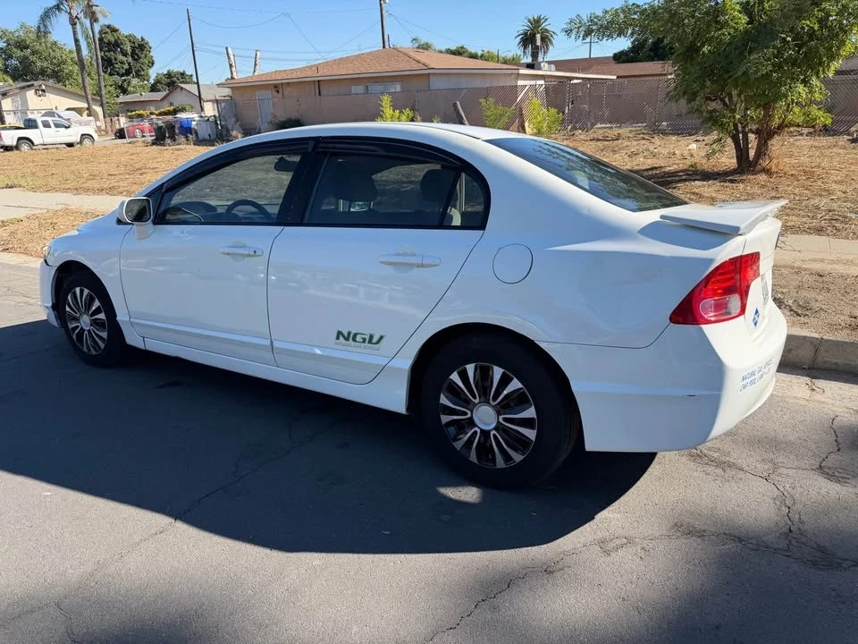 2008 Honda Civic 8th Gen - Image 9 of 16