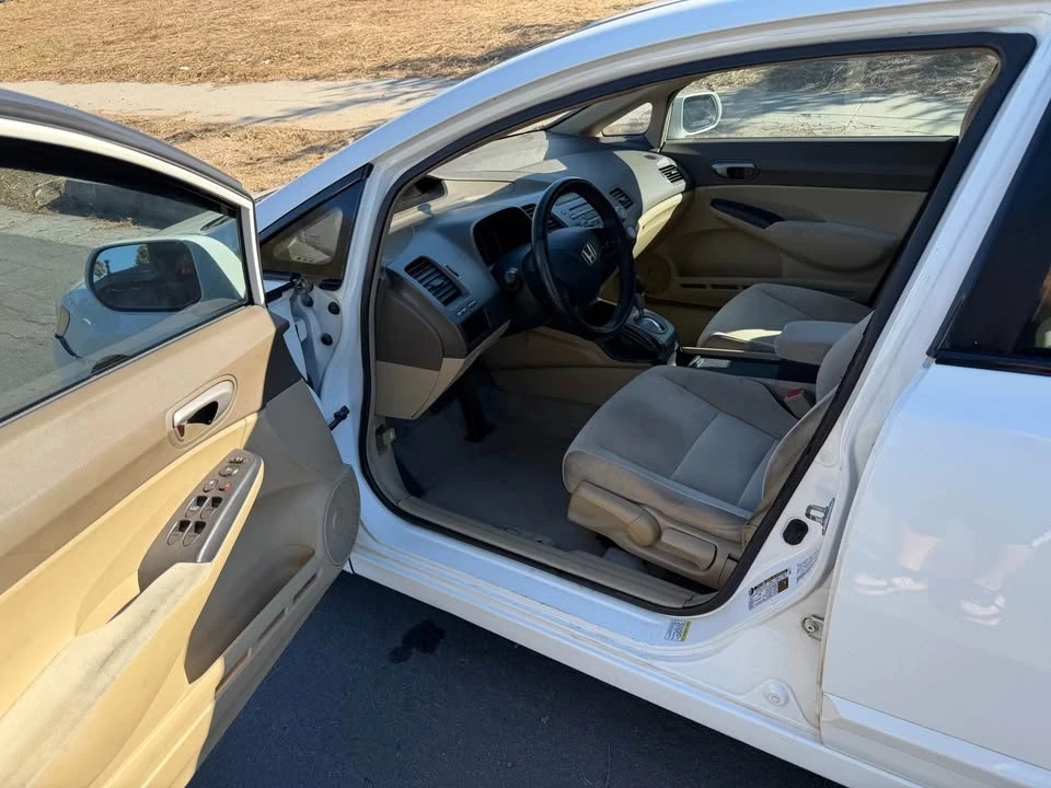 2008 Honda Civic 8th Gen - Image 10 of 16
