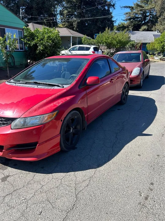 2008 Honda Civic 8th Gen - Image 2 of 12