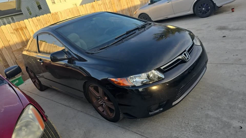 2008 Honda Civic 8th Gen - Image 3 of 9
