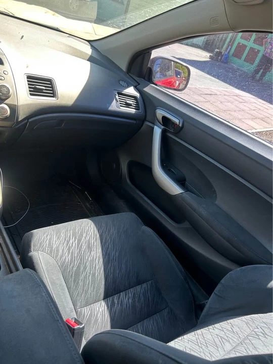 2008 Honda Civic 8th Gen - Image 10 of 12