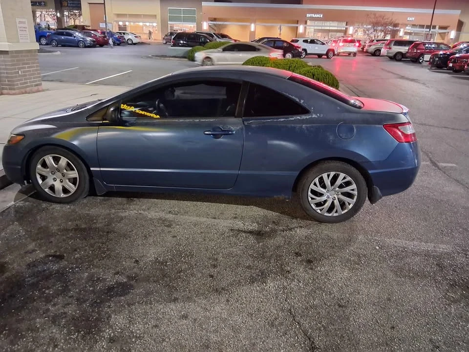2008 Honda Civic 8th Gen - Image 3 of 5