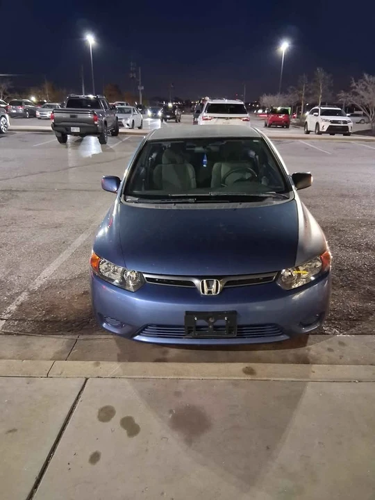 2008 Honda Civic 8th Gen - Image 2 of 5