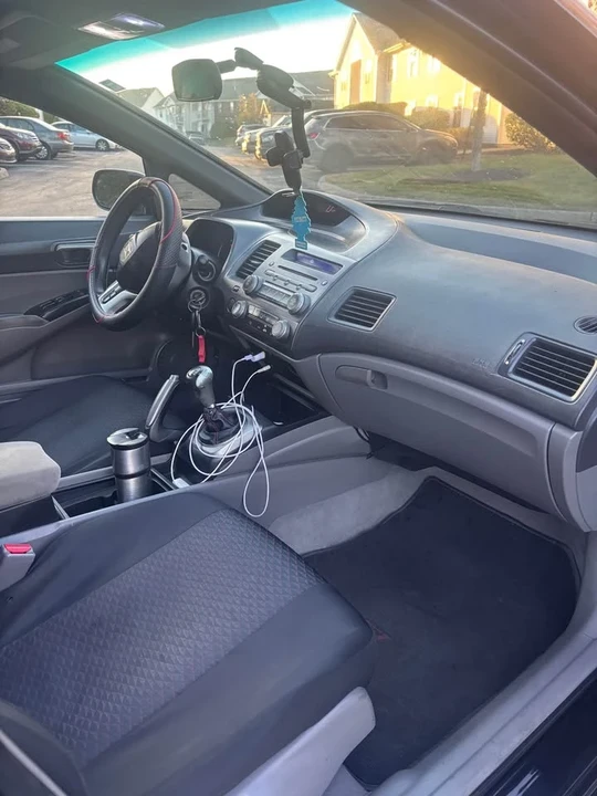 2008 Honda Civic 8th Gen - Image 8 of 12