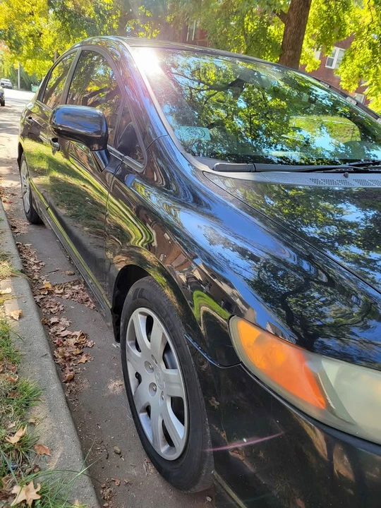 2008 Honda Civic 8th Gen - Image 3 of 5
