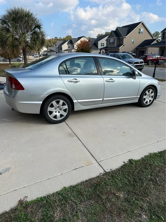 2008 Honda Civic 8th Gen - Image 9 of 19