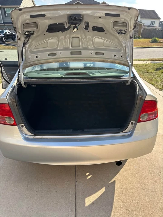 2008 Honda Civic 8th Gen - Image 7 of 19