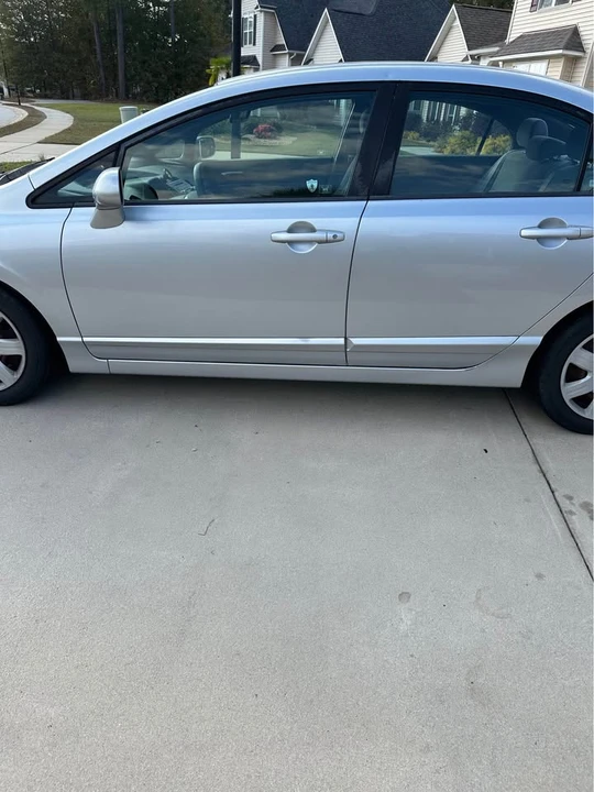 2008 Honda Civic 8th Gen - Image 5 of 19