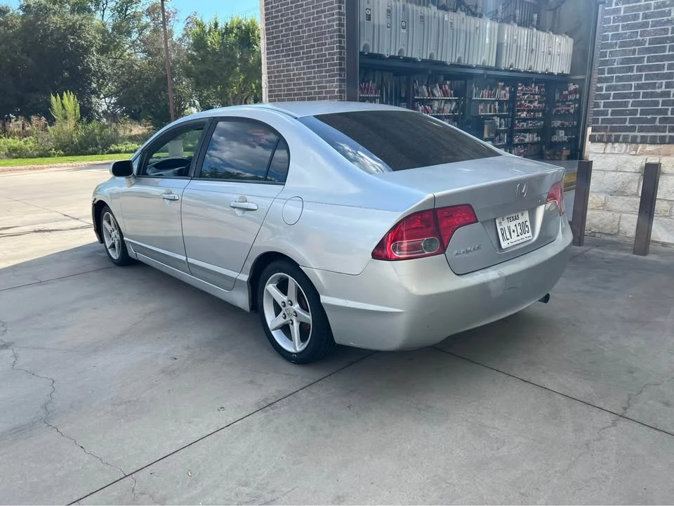 2008 Honda Civic 8th Gen - Image 7 of 9