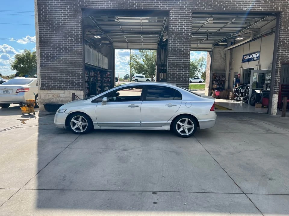 2008 Honda Civic 8th Gen - Image 8 of 9