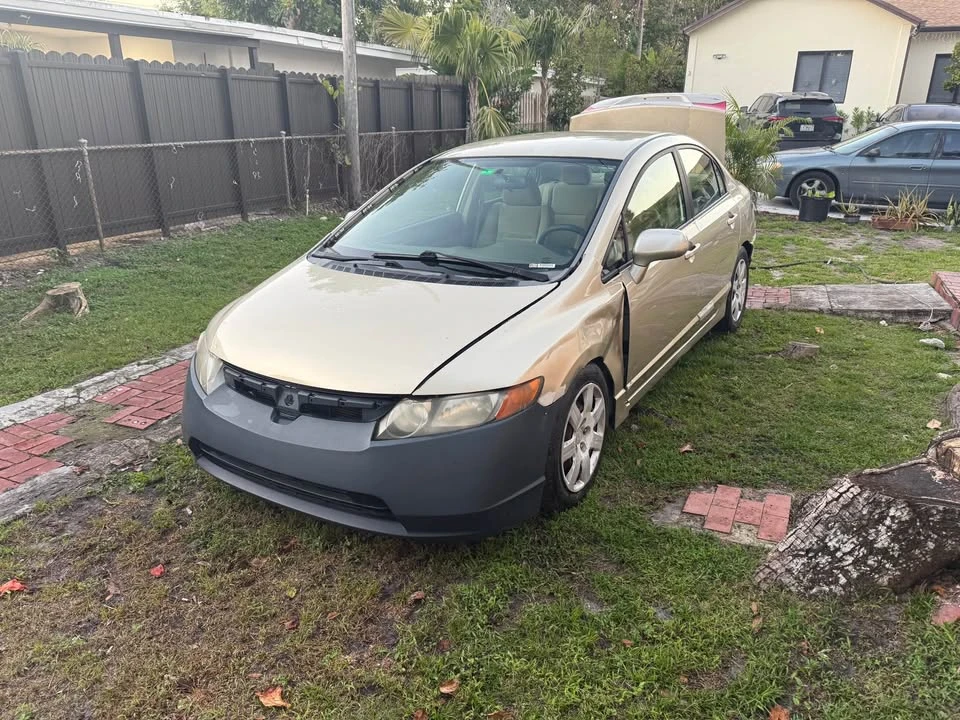 2008 Honda Civic 8th Gen - Image 4 of 10