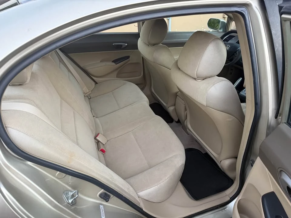 2008 Honda Civic 8th Gen - Image 8 of 10