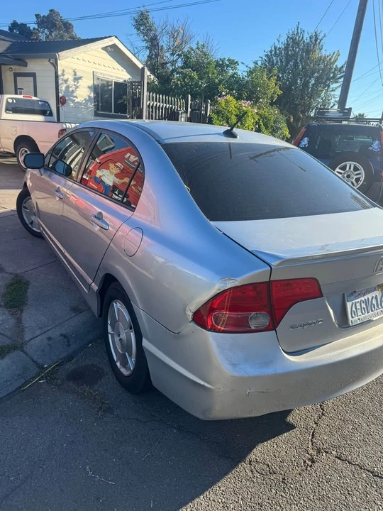2008 Honda Civic 8th Gen - Image 3 of 4