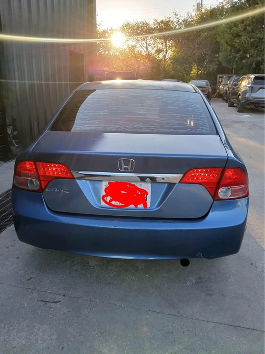 2008 Honda Civic 8th Gen - Image 4 of 4
