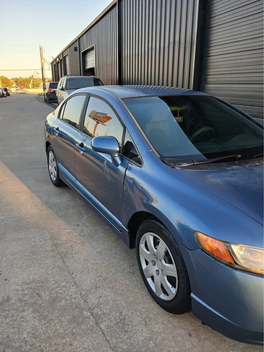 2008 Honda Civic 8th Gen - Image 3 of 4