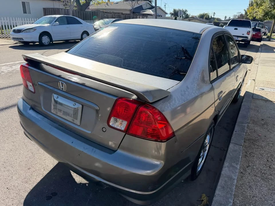 2004 Honda Civic 7th Gen - Image 4 of 9