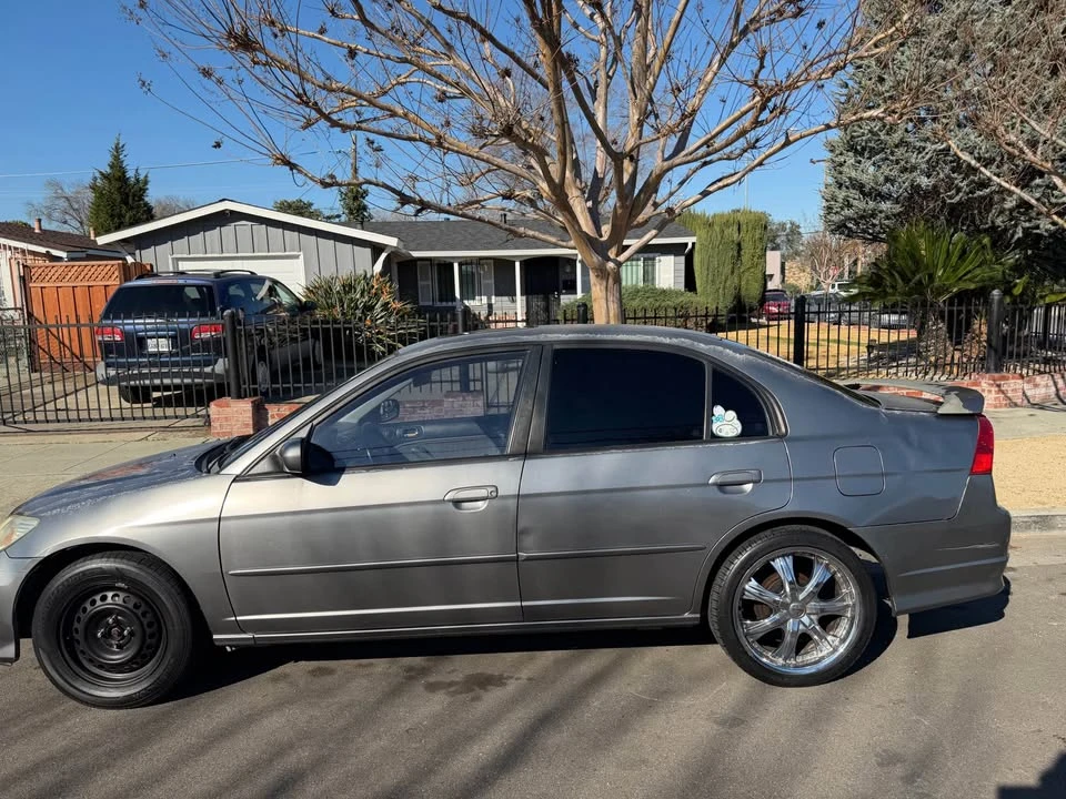 2004 Honda Civic 7th Gen - Image 7 of 9