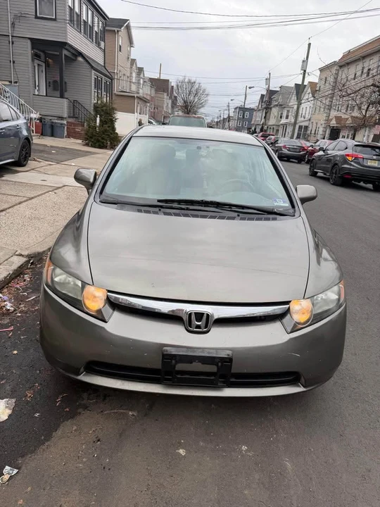 2008 Honda Civic 8th Gen - Image 8 of 12