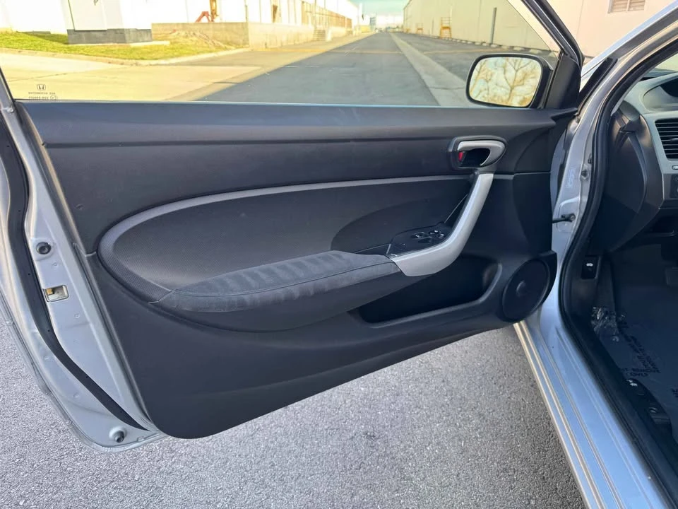 2008 Honda Civic 8th Gen - Image 6 of 15