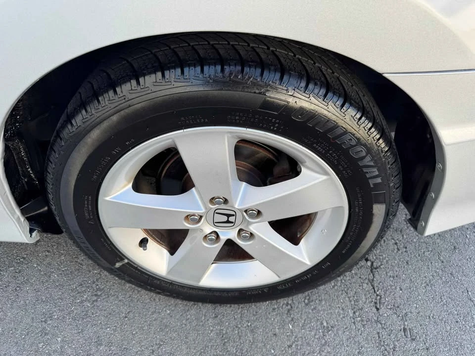2008 Honda Civic 8th Gen - Image 14 of 15