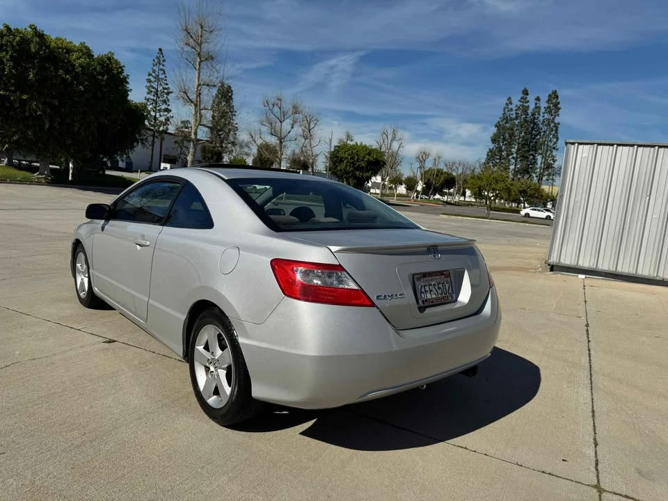 2008 Honda Civic 8th Gen - Image 3 of 15