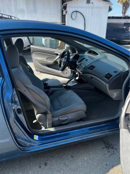 2008 Honda Civic 8th Gen - Image 7 of 9