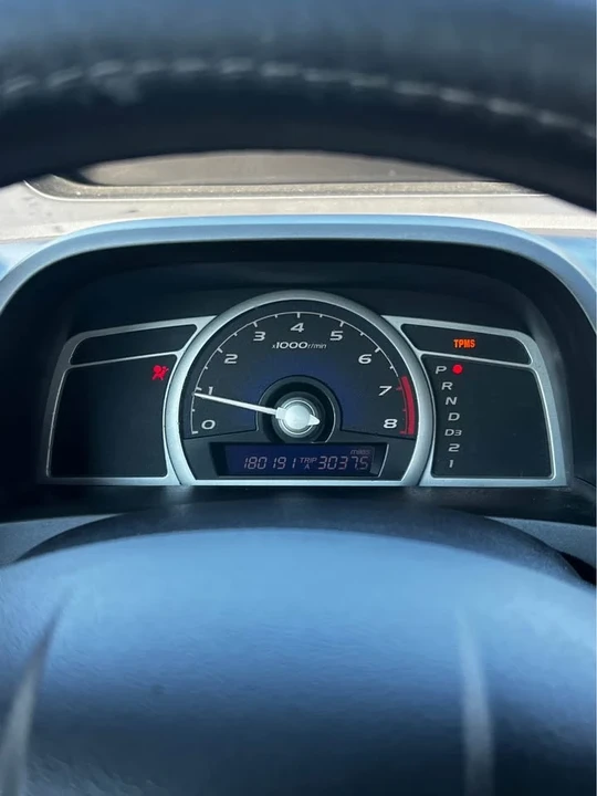 2008 Honda Civic 8th Gen - Image 8 of 9