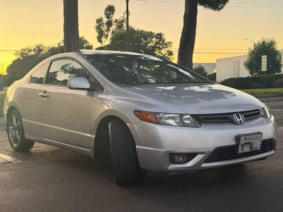 2008 Honda Civic 8th Gen - Image 6 of 19
