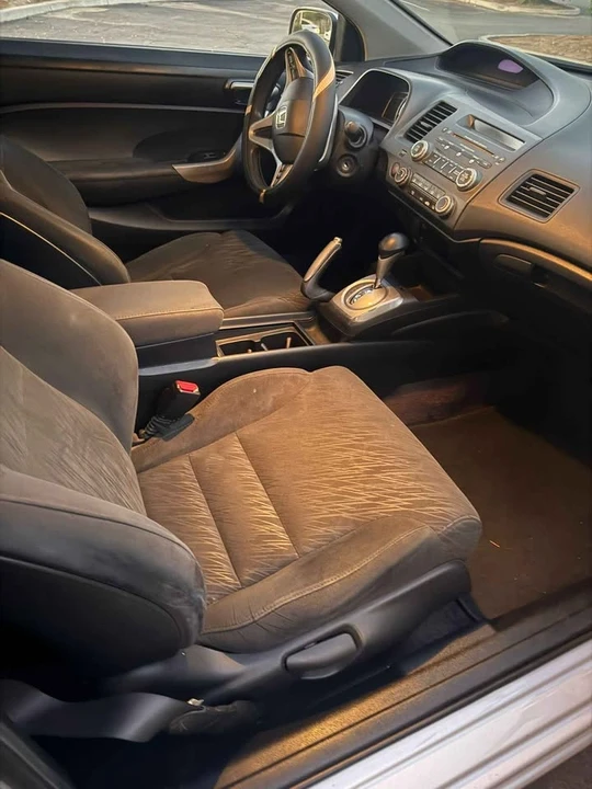 2008 Honda Civic 8th Gen - Image 13 of 19