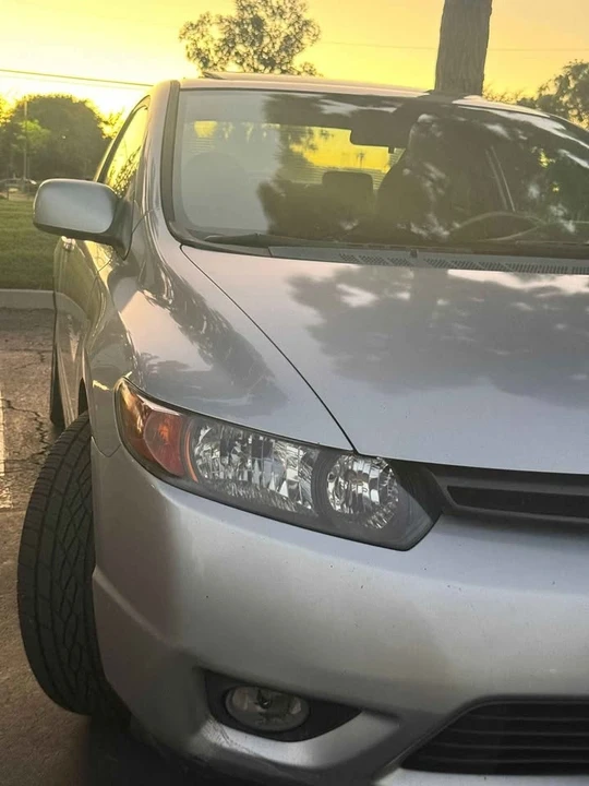 2008 Honda Civic 8th Gen - Image 16 of 19