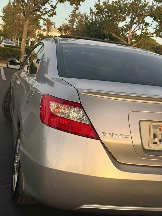 2008 Honda Civic 8th Gen - Image 10 of 19
