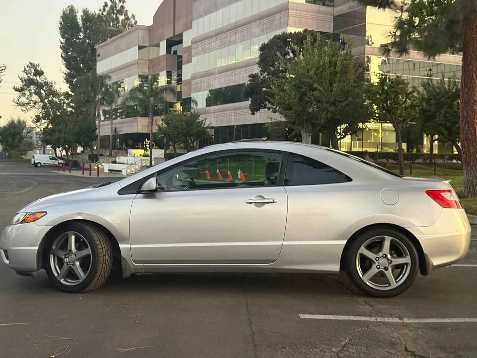 2008 Honda Civic 8th Gen - Image 17 of 19