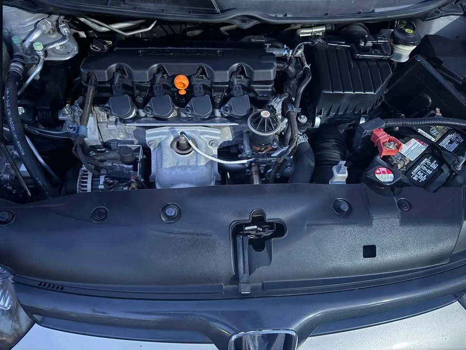 2008 Honda Civic 8th Gen - Image 15 of 19