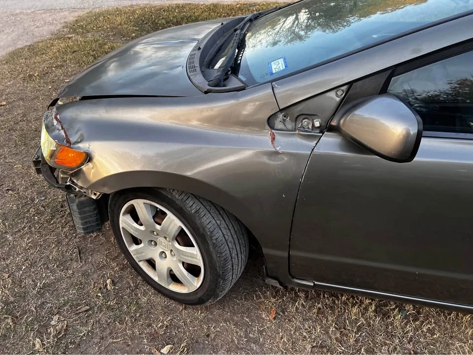 2008 Honda Civic 8th Gen - Image 4 of 15