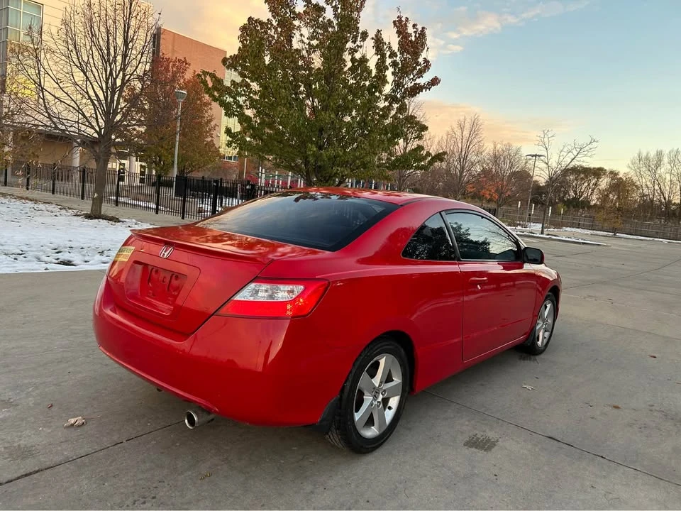2008 Honda Civic 8th Gen - Image 3 of 11