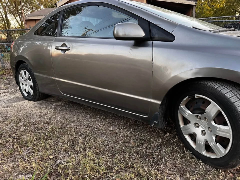 2008 Honda Civic 8th Gen - Image 8 of 15
