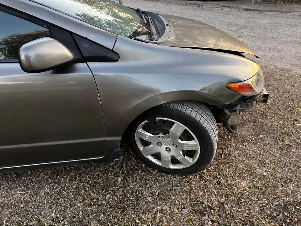 2008 Honda Civic 8th Gen - Image 6 of 15