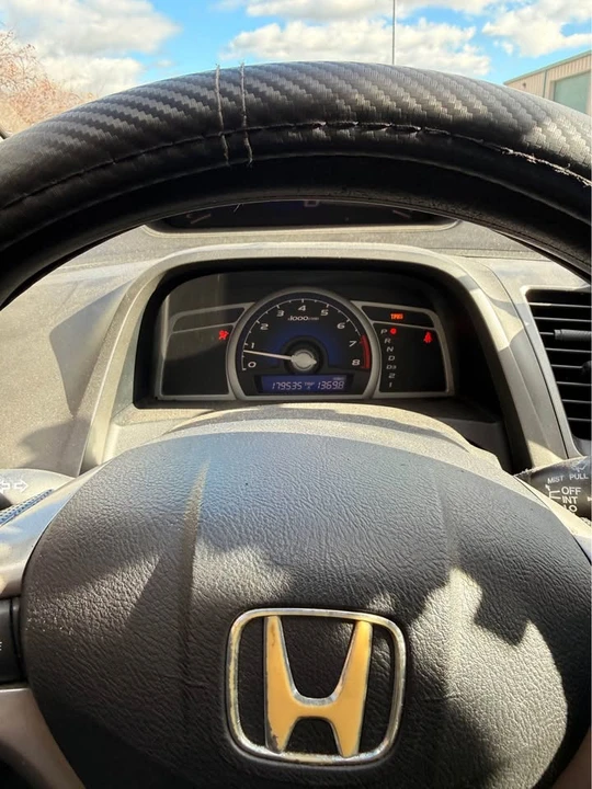 2008 Honda Civic 8th Gen - Image 4 of 8