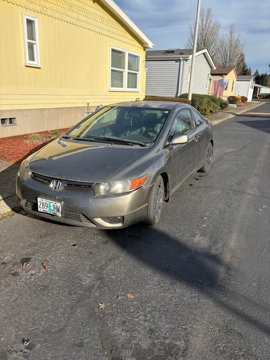 2008 Honda Civic 8th Gen - Image 3 of 10