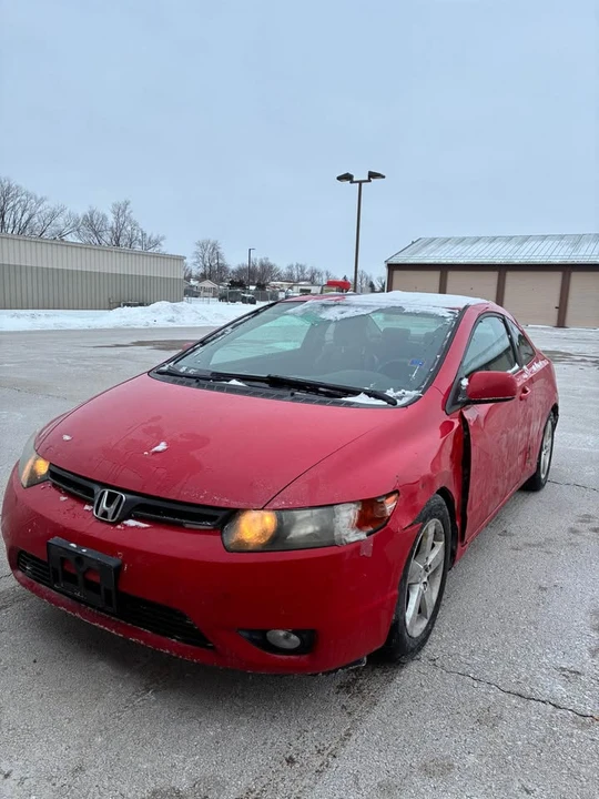 2008 Honda Civic 8th Gen - Image 2 of 20