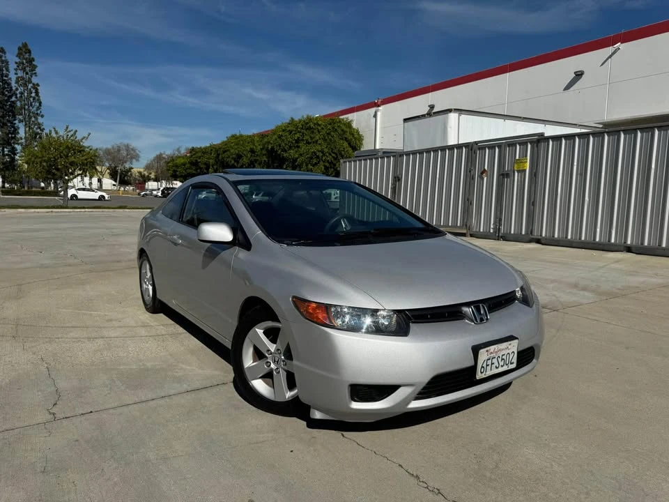 2008 Honda Civic 8th Gen - Image 2 of 16