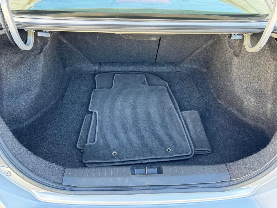 2008 Honda Civic 8th Gen - Image 16 of 16