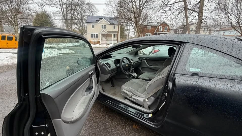 2008 Honda Civic 8th Gen - Image 10 of 14