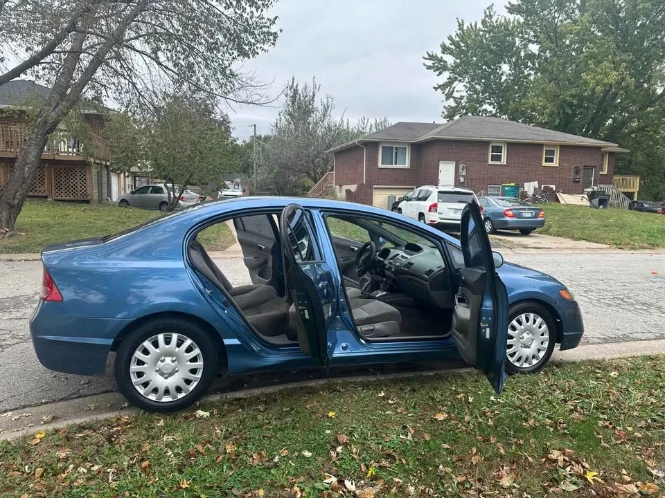 2008 Honda Civic 8th Gen - Image 6 of 8