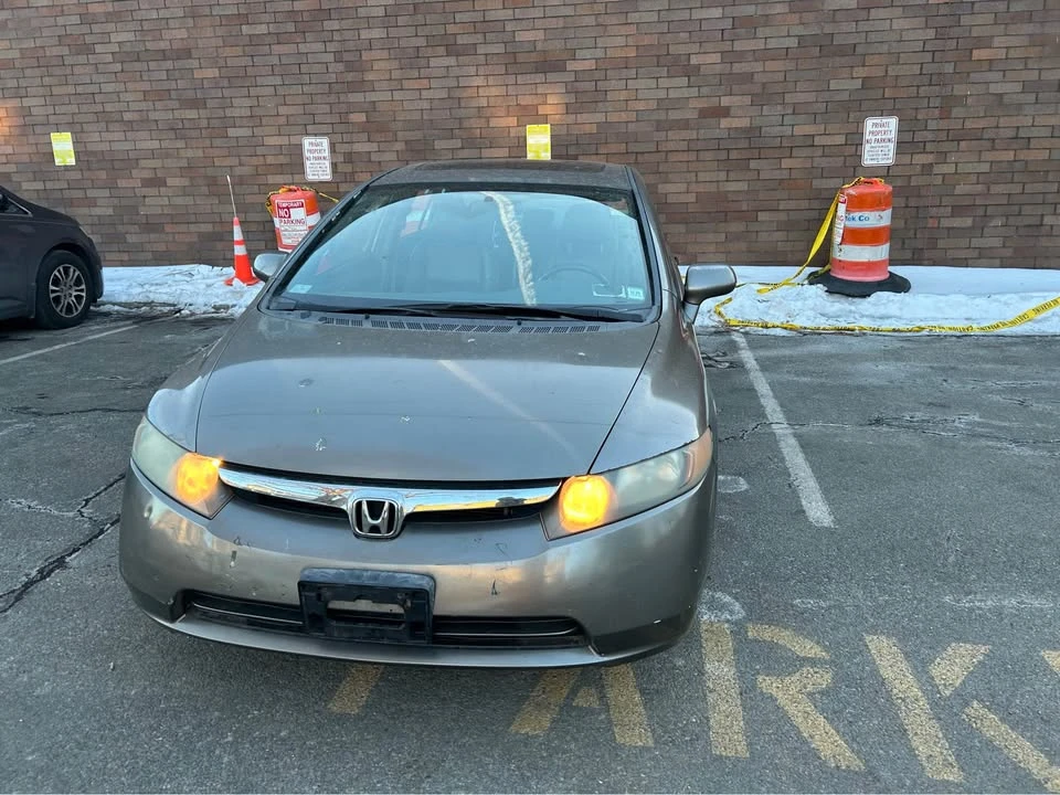 2008 Honda Civic 8th Gen - Image 2 of 17