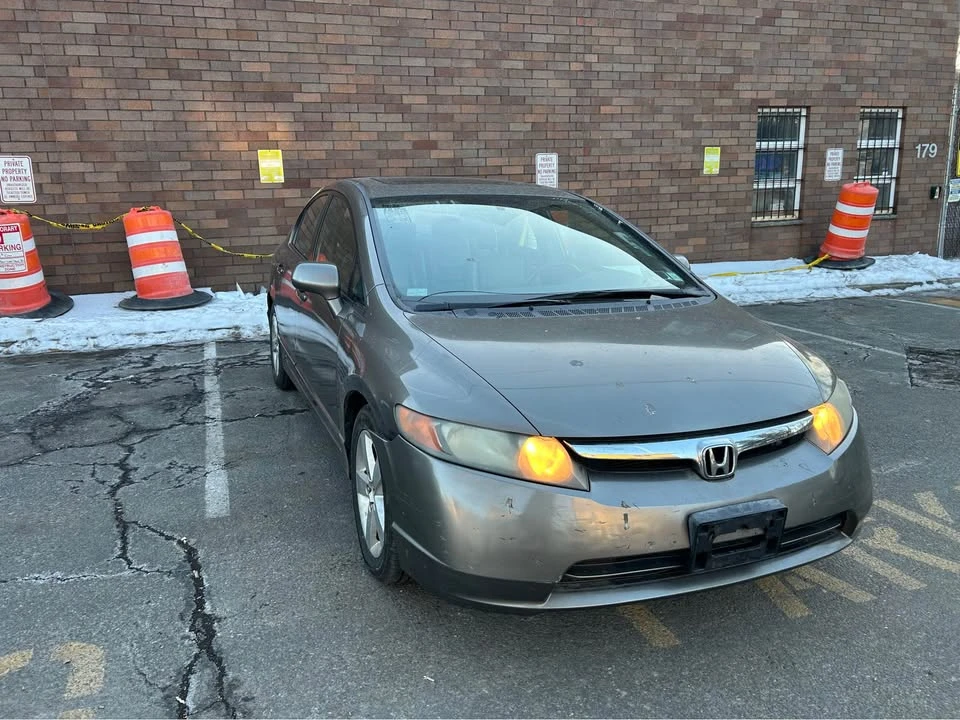 2008 Honda Civic 8th Gen - Image 3 of 17