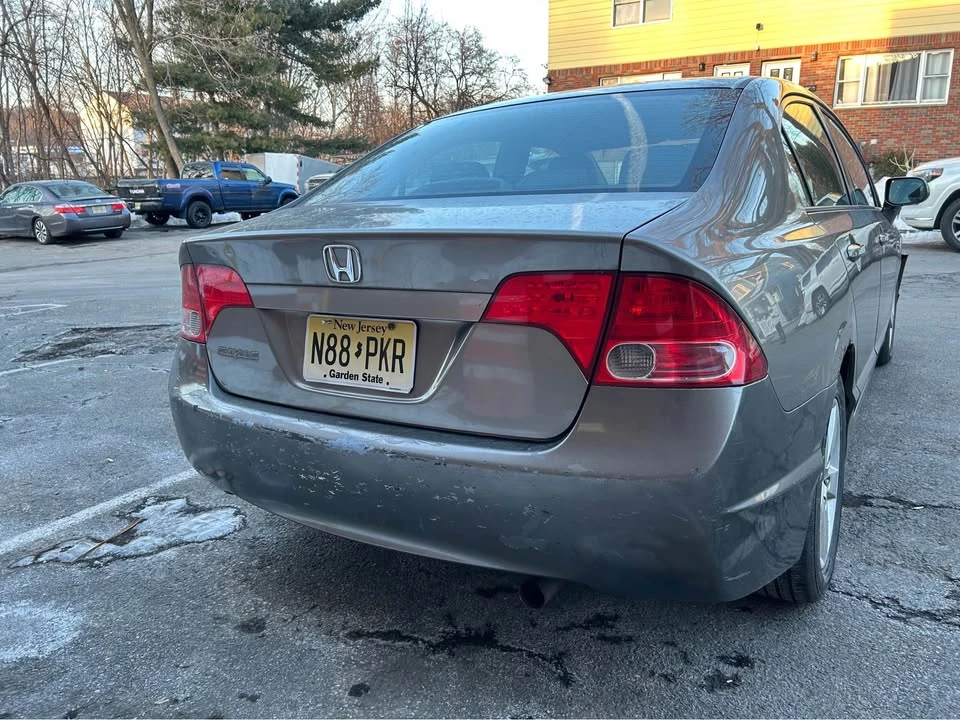 2008 Honda Civic 8th Gen - Image 6 of 17