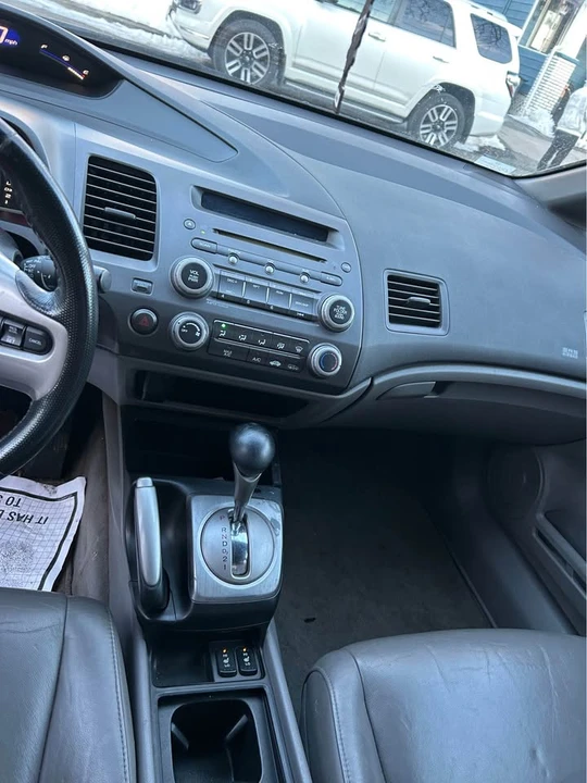 2008 Honda Civic 8th Gen - Image 10 of 17